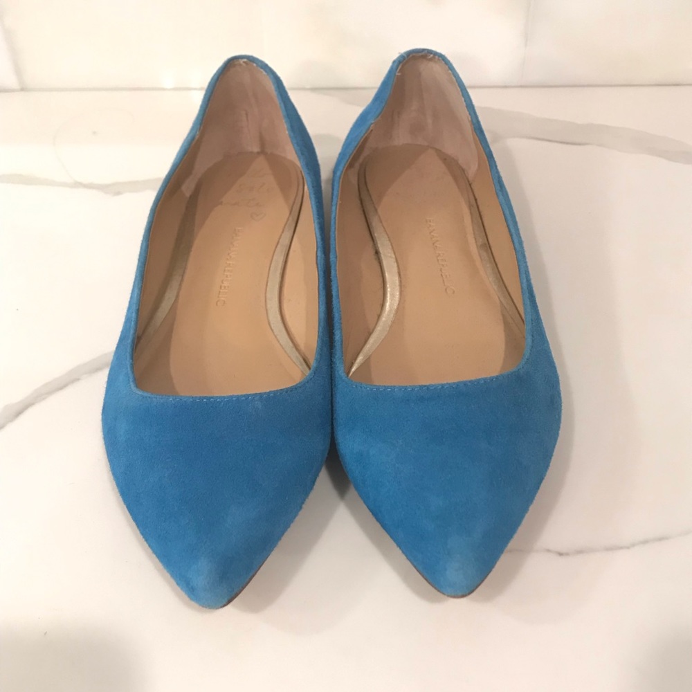 Banana Republic Bright Blue Suede flats